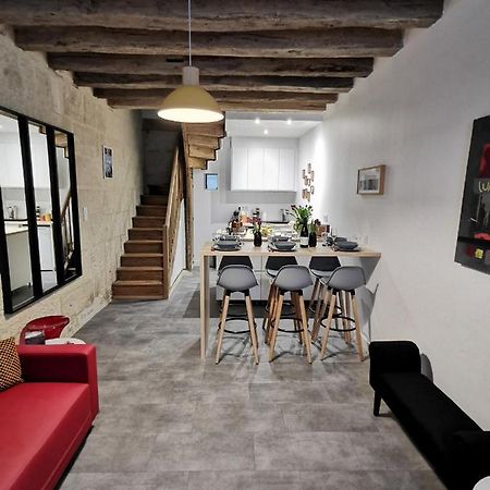 Maison De Ville Au Coeur Du Quartier Historique Tours Esterno foto