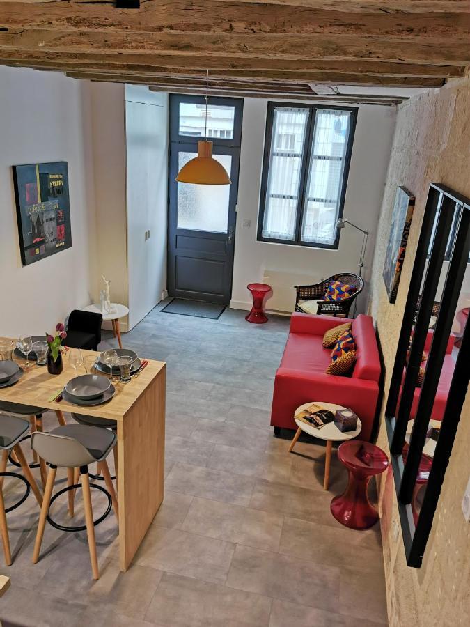 Maison De Ville Au Coeur Du Quartier Historique Tours Esterno foto