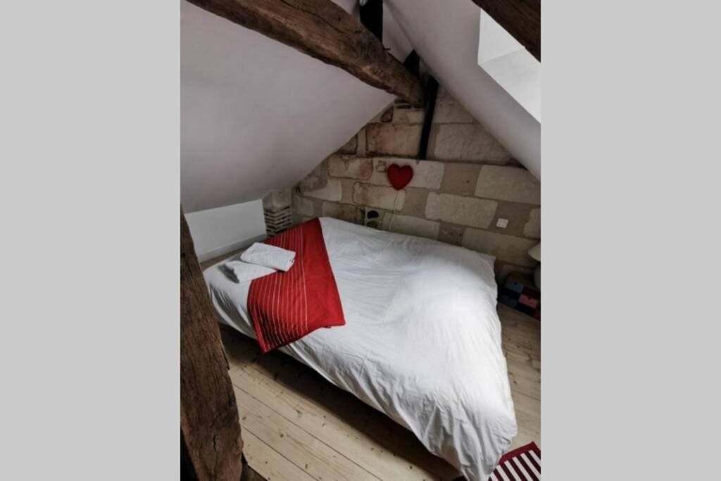 Maison De Ville Au Coeur Du Quartier Historique Tours Esterno foto