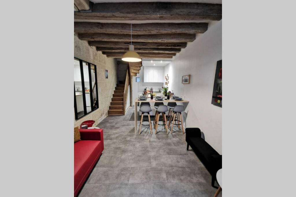 Maison De Ville Au Coeur Du Quartier Historique Tours Esterno foto