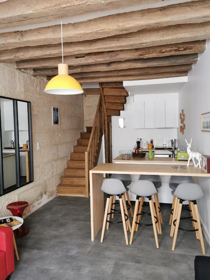 Maison De Ville Au Coeur Du Quartier Historique Tours Esterno foto